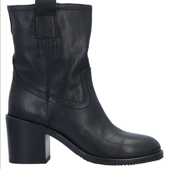 Lemaré nwt leather ankle boots size 10 - Picture 3 of 6